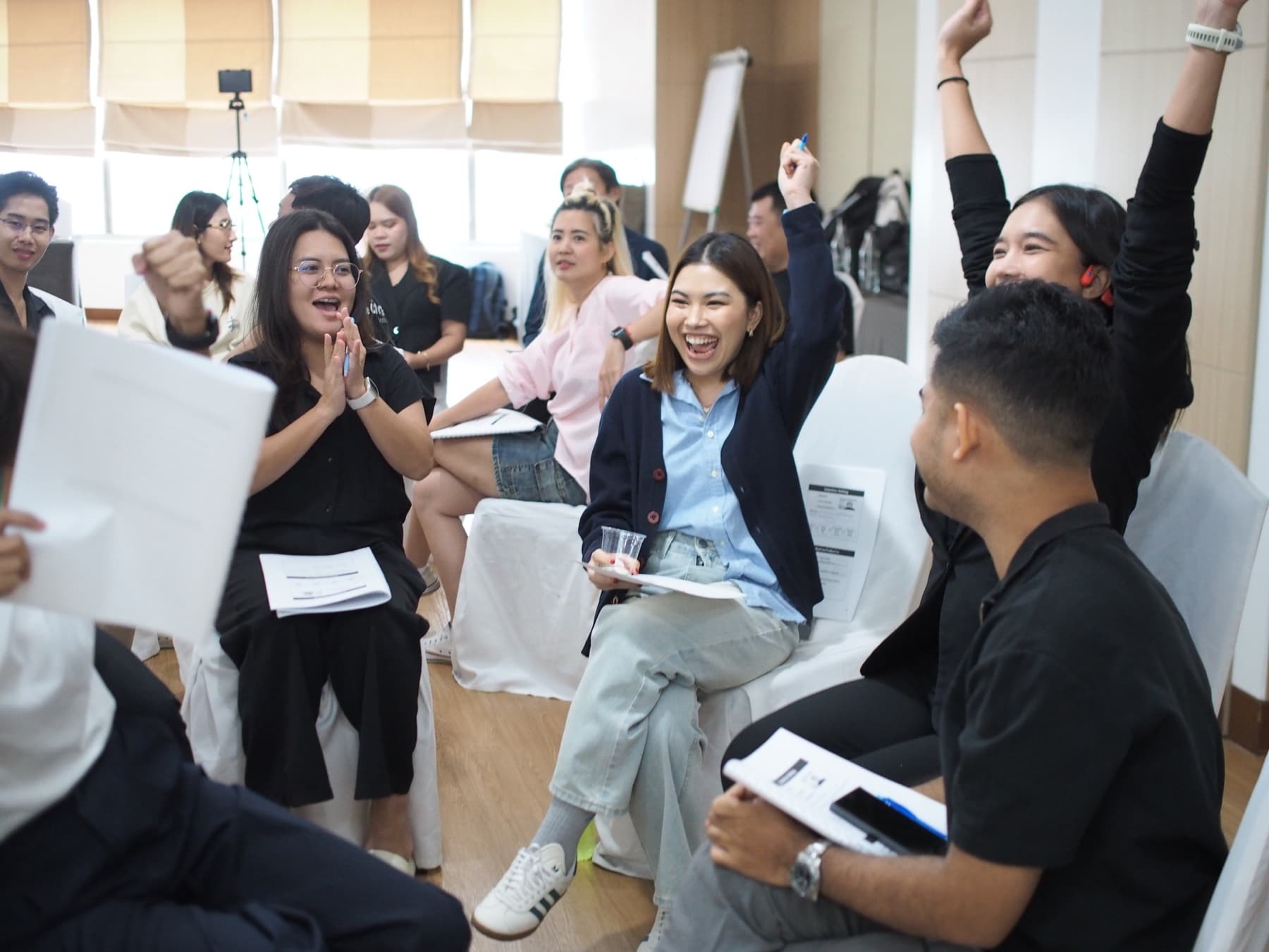 บรรยากาศหลักสูตร Communication Skills for Efficiency and Collaboration ภาพที่ 10
